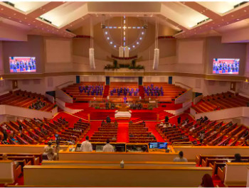 خلفية المسرح الداخلية P3.91 شاشة عرض LED داخلية خلفيات الكنيسة العامة