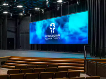 شاشة عرض LED عالية السطوع لجدار الفيديو لمؤتمرات سينما الكنيسة